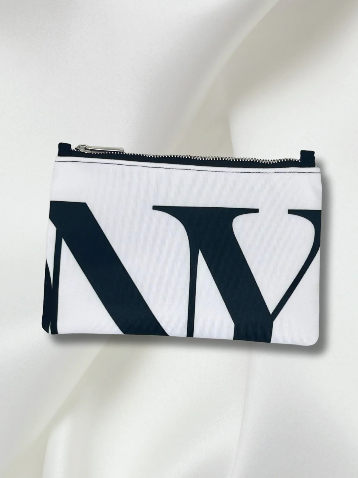 The Tonys Pouch