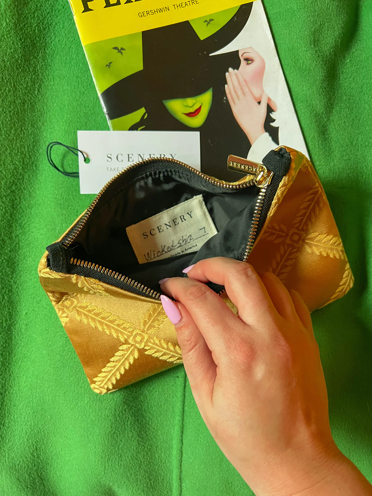 WICKED Shiz University Bag Broadway (With loops) - Image 4
